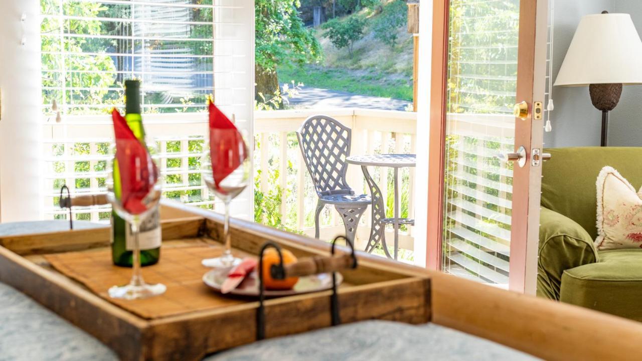 קליסטוגה Aurora Park Cottages מראה חיצוני תמונה