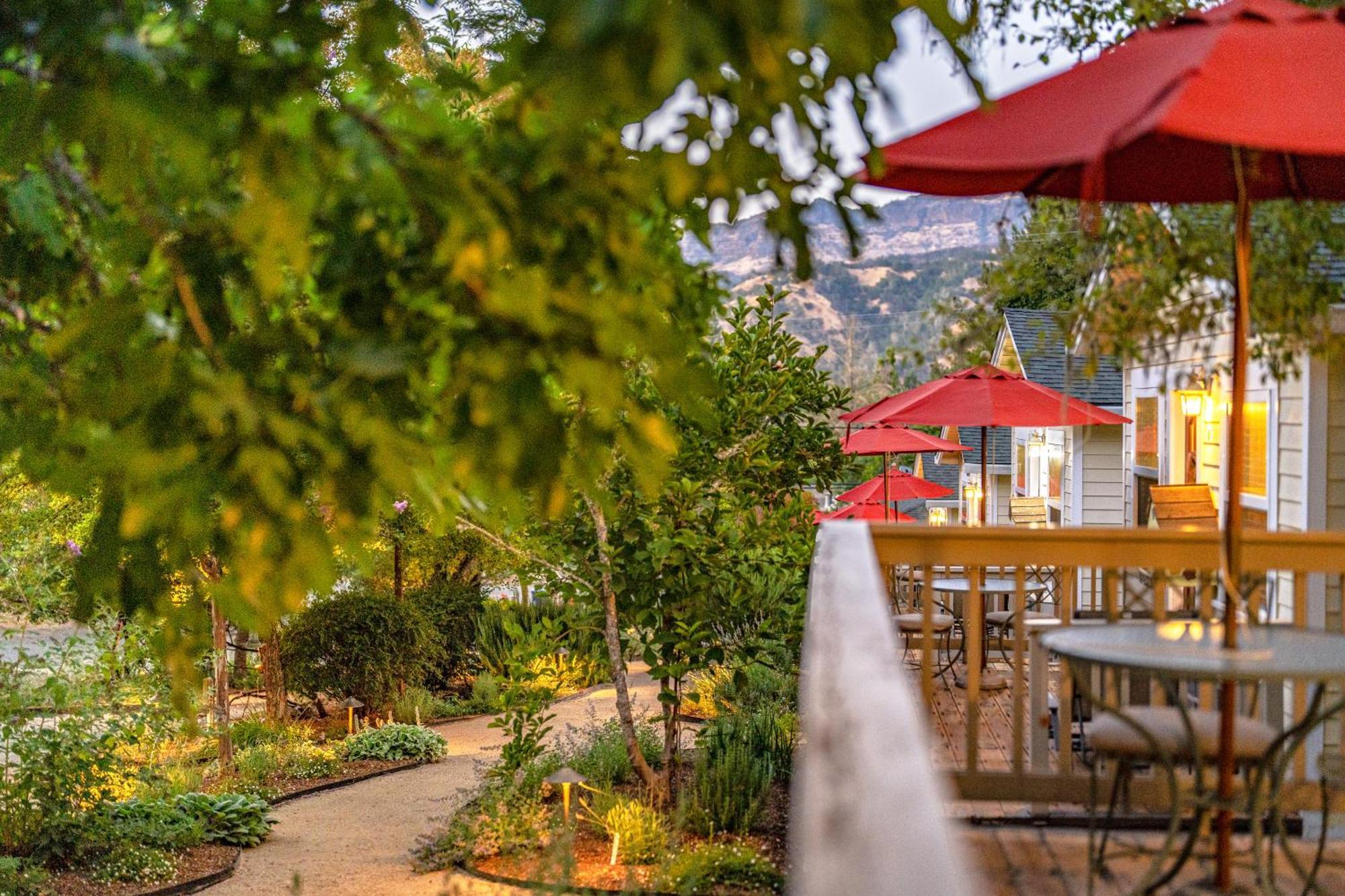 קליסטוגה Aurora Park Cottages מראה חיצוני תמונה